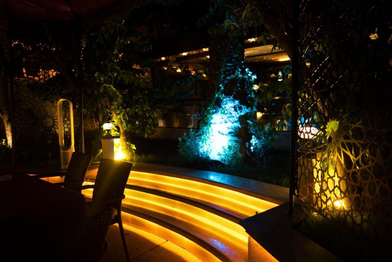 No2 Hotel By Suekrue Adalar Ngoại thất bức ảnh
