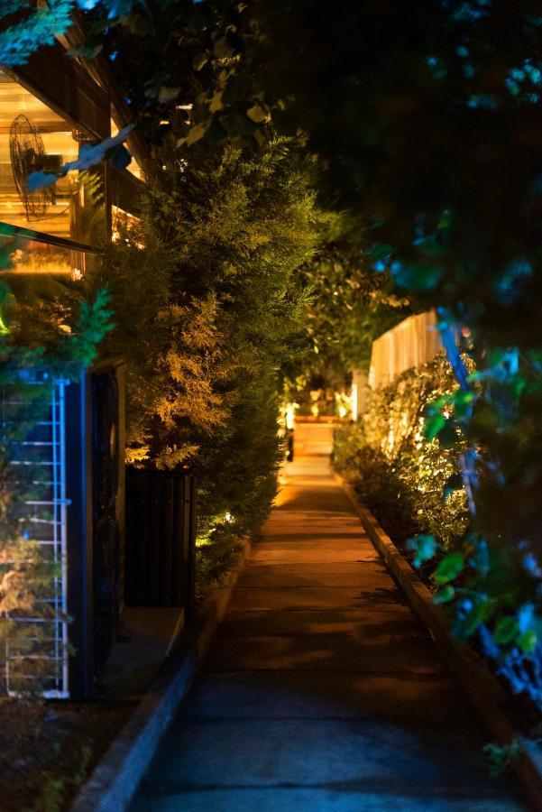 No2 Hotel By Suekrue Adalar Ngoại thất bức ảnh